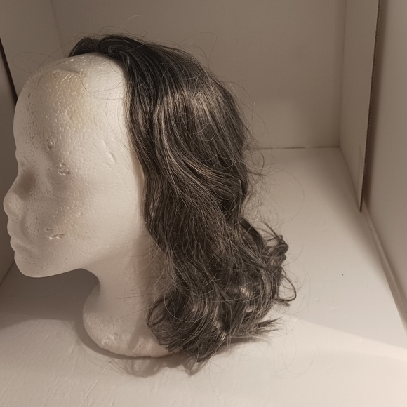 Half Wig / Topper 15-16", Shades of Gray, NWOT - Picture 9 of 9